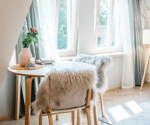 Kaksteist Guest house Haapsalu